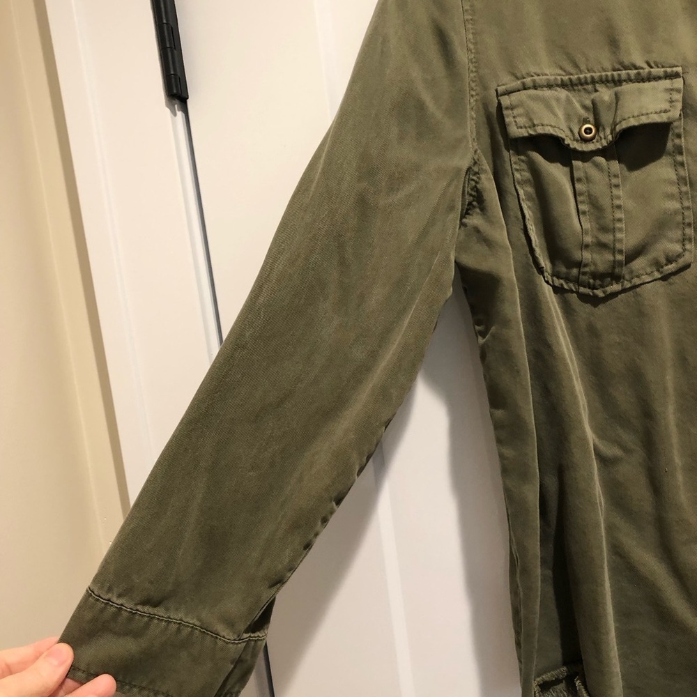 Sundance Catalog Army Green Soft Button-Up Shirt Size Large - Picture 4 of 8